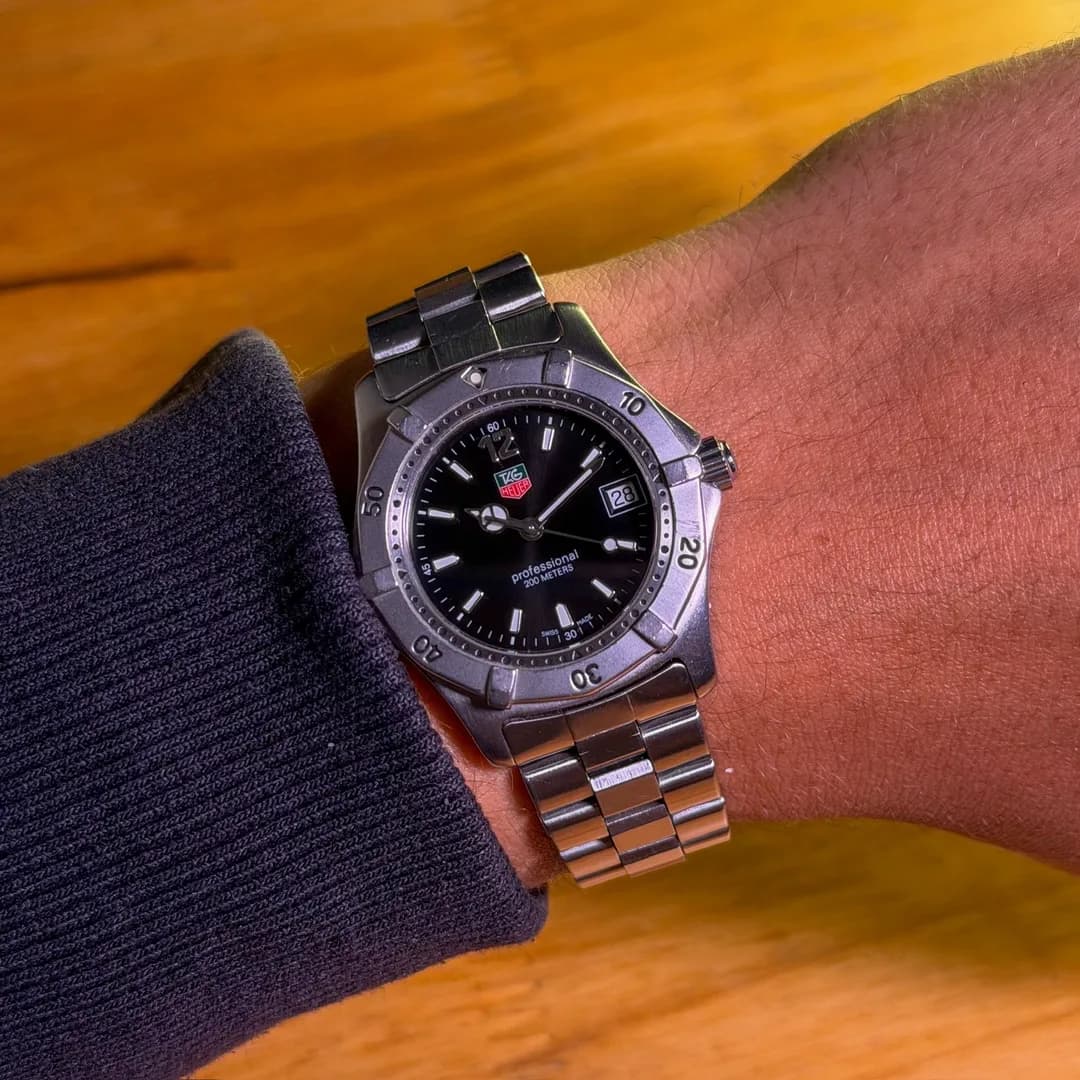 TAG Heuer Professional 2000