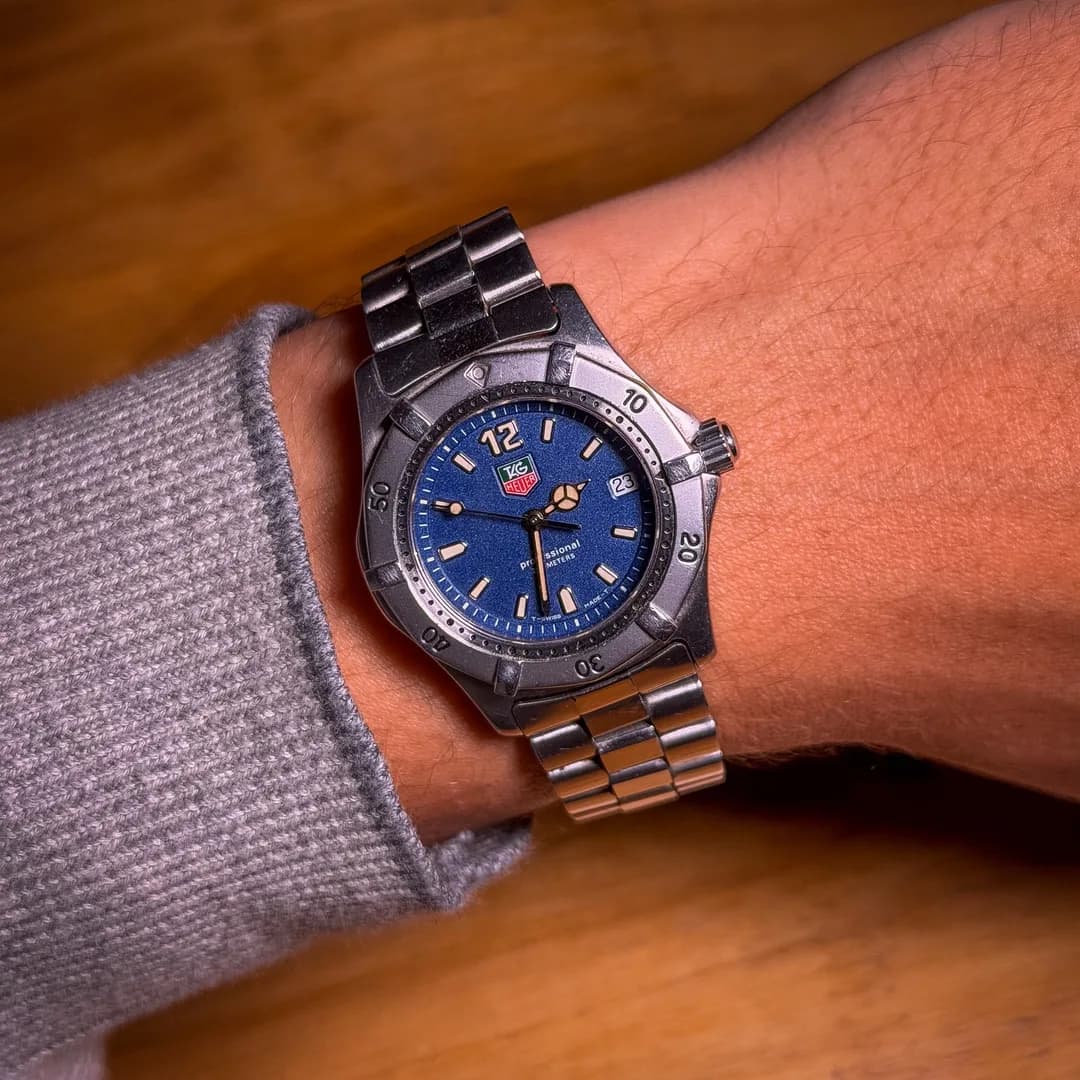 TAG Heuer Professional 2000
