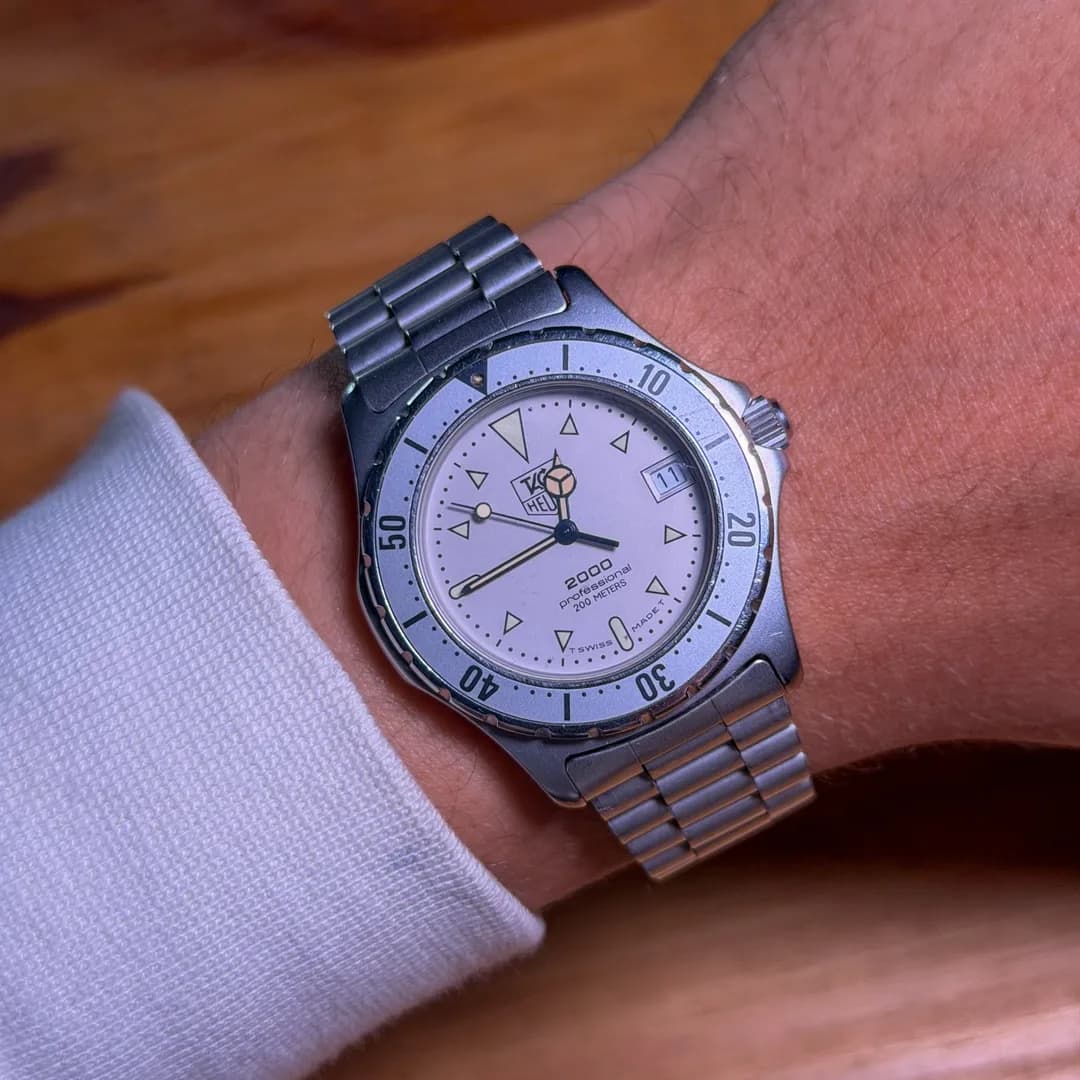 TAG Heuer Professional 2000