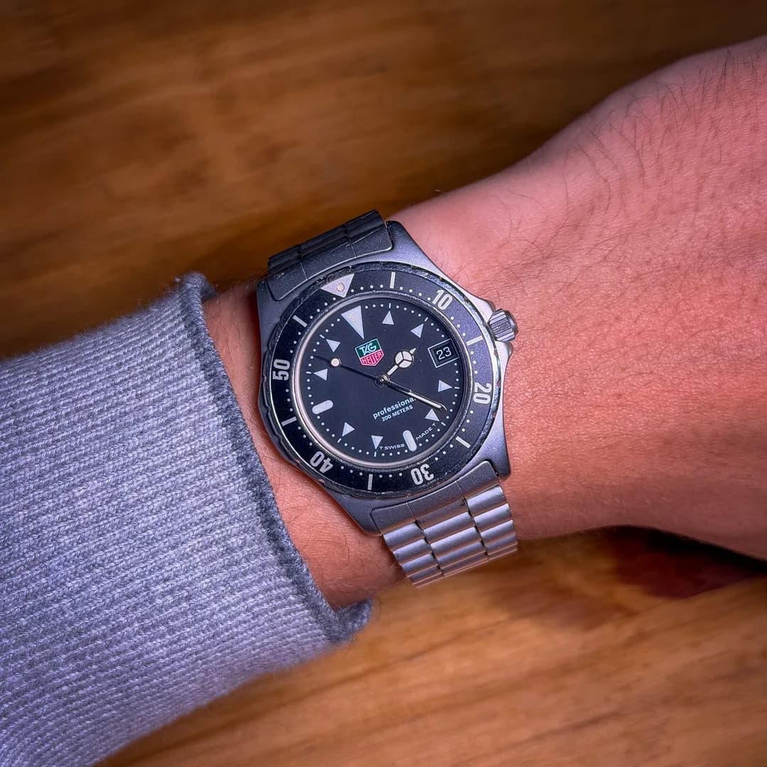 TAG Heuer Professional 2000